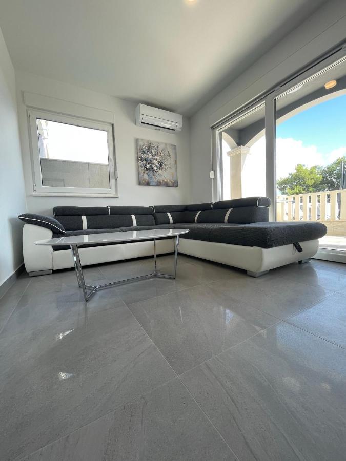 Villa Omazic Trogir Eksteriør billede