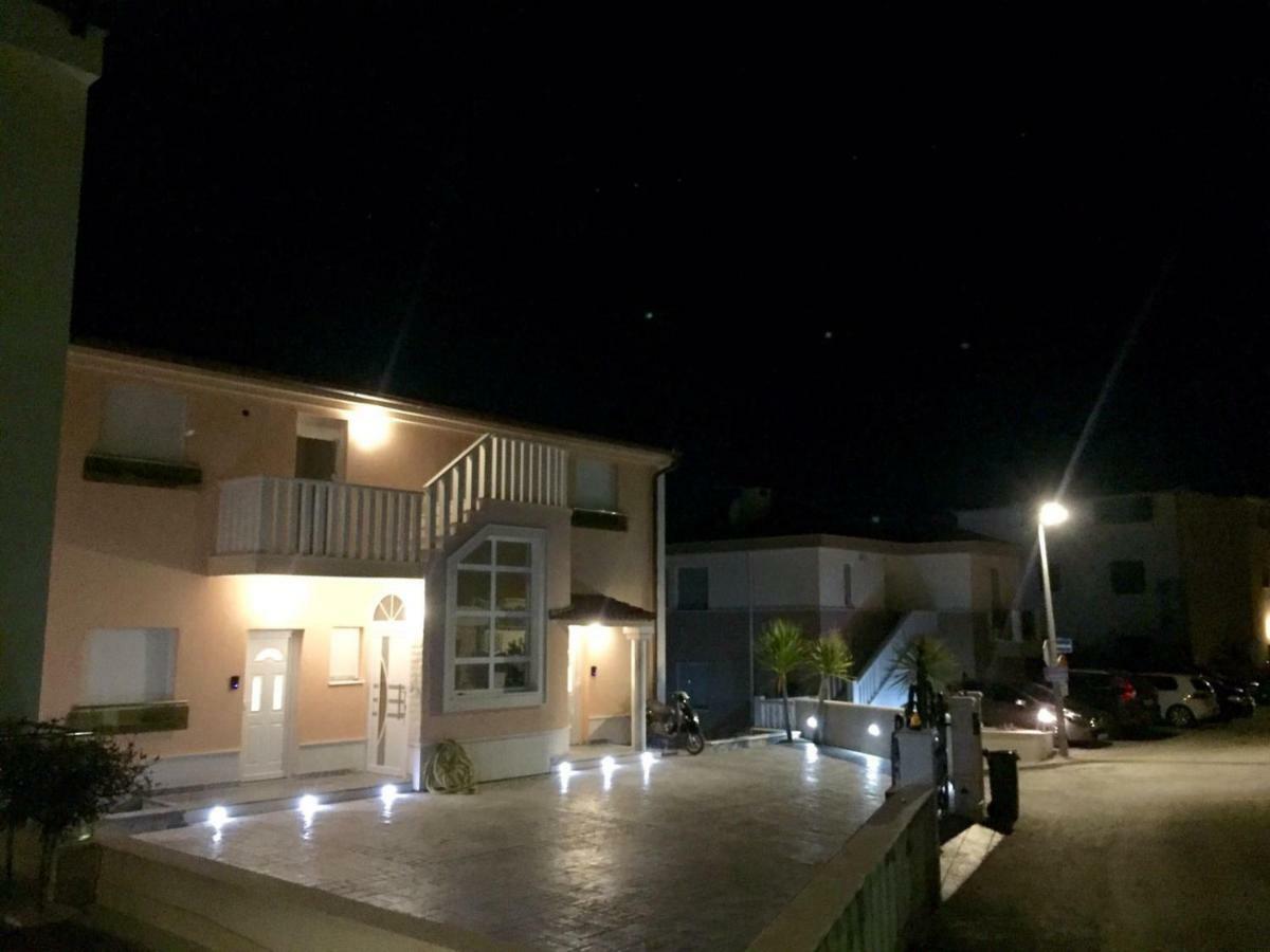 Villa Omazic Trogir Eksteriør billede