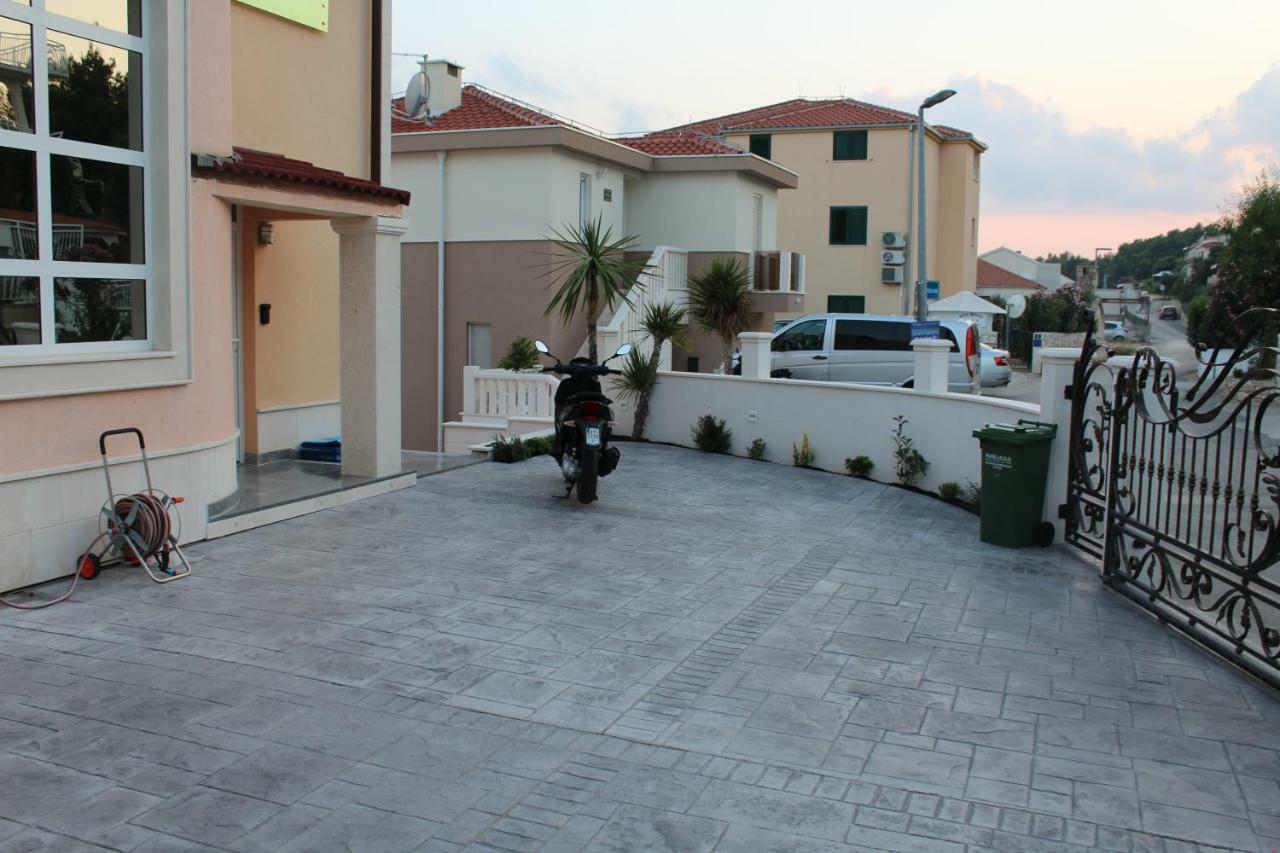 Villa Omazic Trogir Eksteriør billede